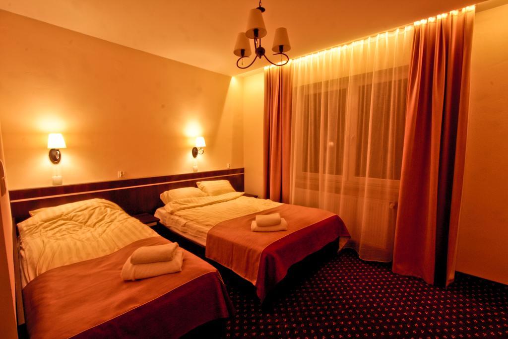 Hotel Milord Pułtusk Luaran gambar