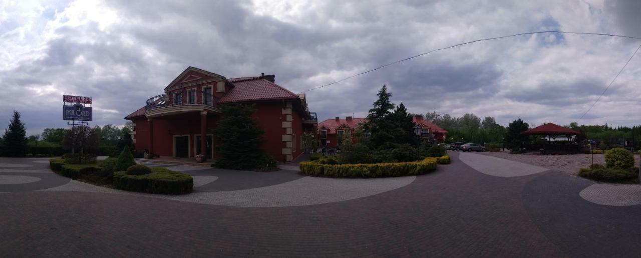 Hotel Milord Pułtusk Luaran gambar